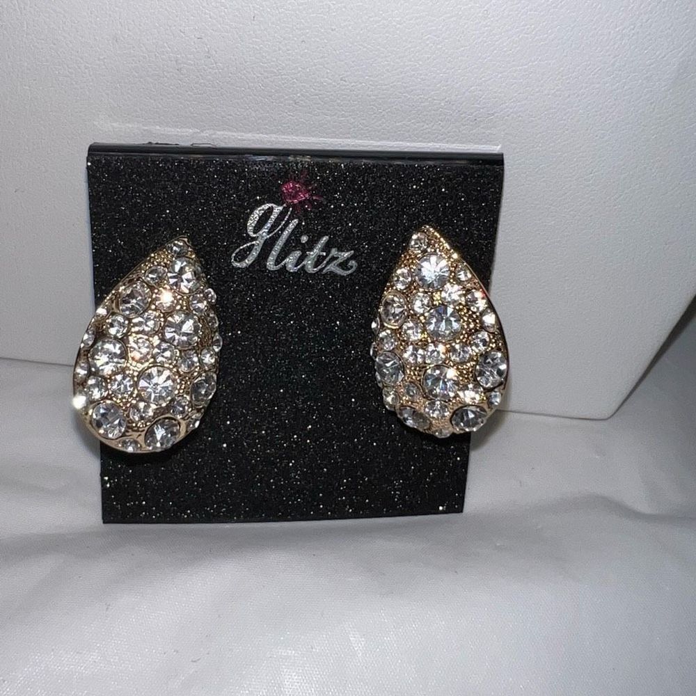 Glitz Pave‎ CZ teardrop Clip Earrings